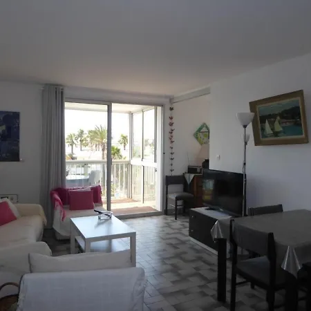 Апартаменты Appartement Cap D'Agde, 3 Pieces, 4 Personnes - Fr-1-723-104 *